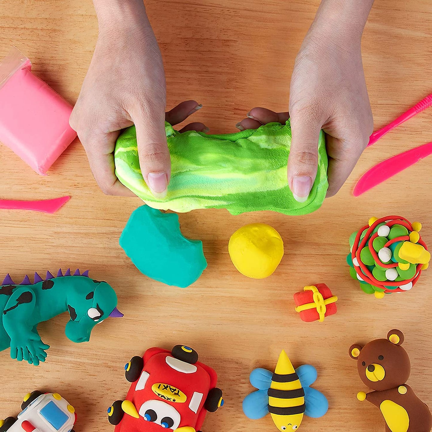 Modeling Clay Kit - CiaraQ 24 Colors Air Dry Ultra Light Magic Foam Clay, Safe & Non-Toxic, Great Gift for Kids.
